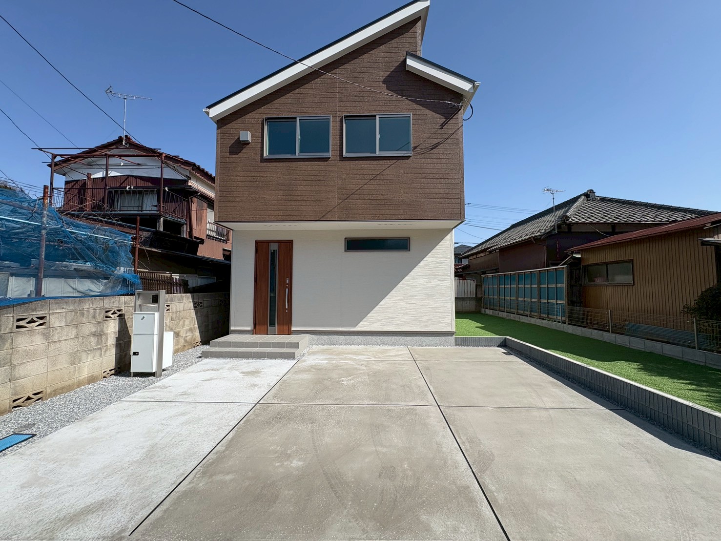 ゆとりの敷地49坪の4LDK。南庭先4.5mの広々とした空間を設けました。