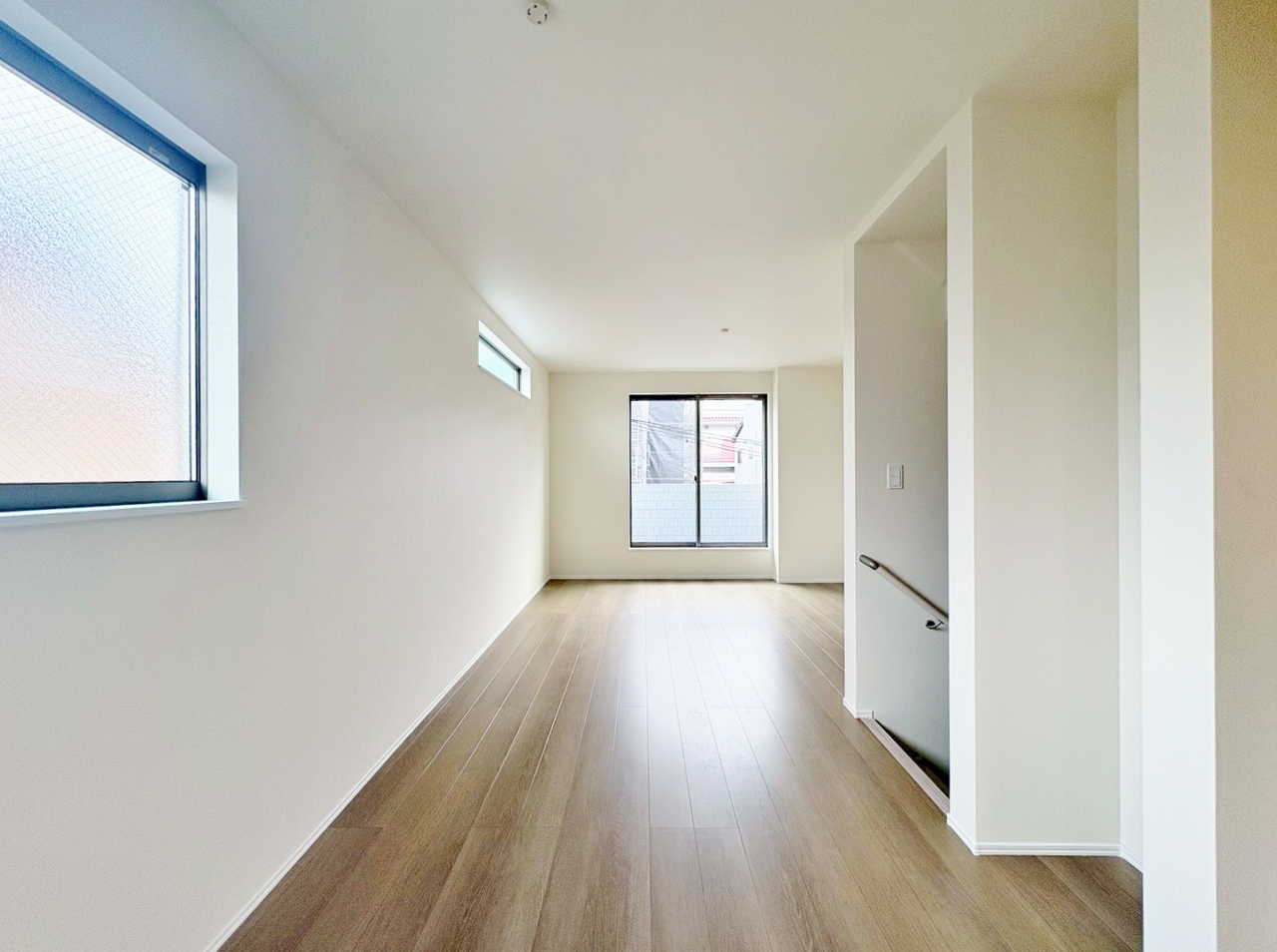 ここにはみんなが集い、食事と楽しい会話が始まる。