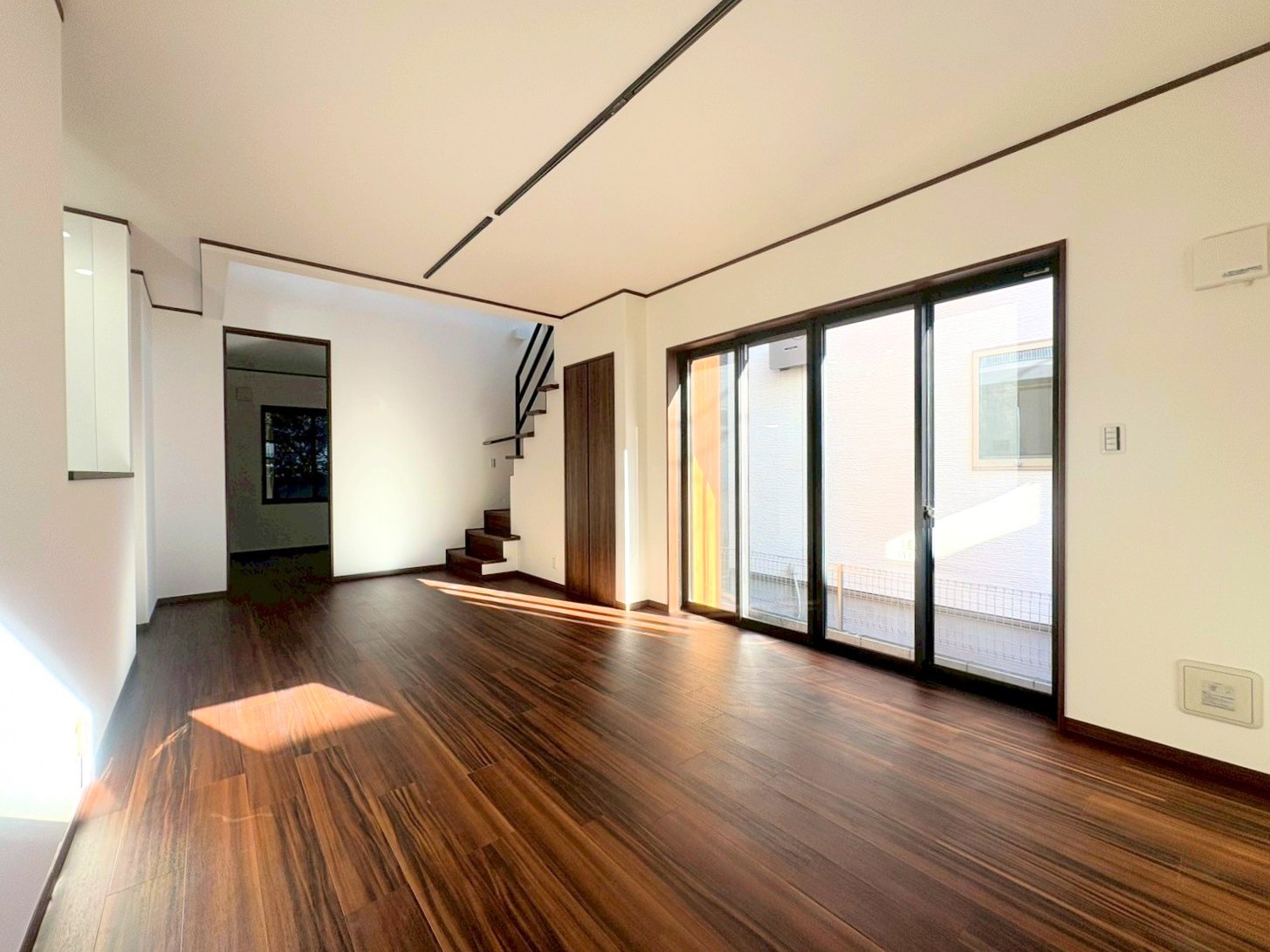 素敵なリビングでご家族の一家団欒を心ゆくまでお楽しみください。