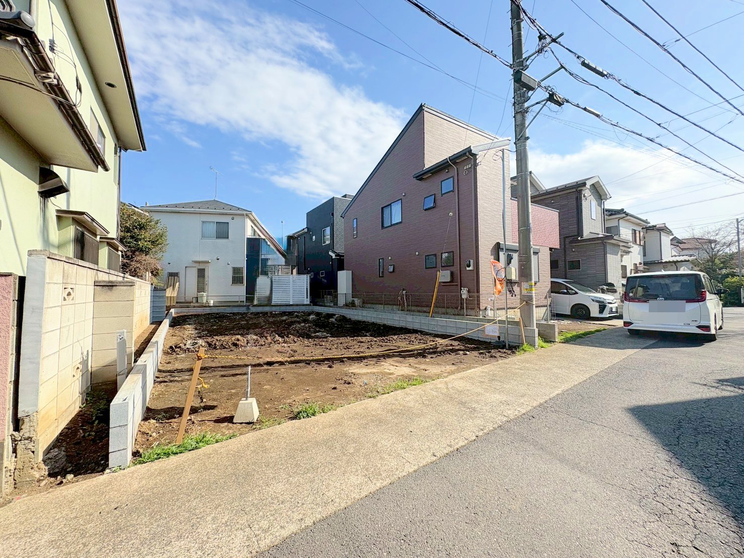 自然と家族のコミュニケーションが生まれるリビングイン階段を採用。(令和8年3月 撮影)