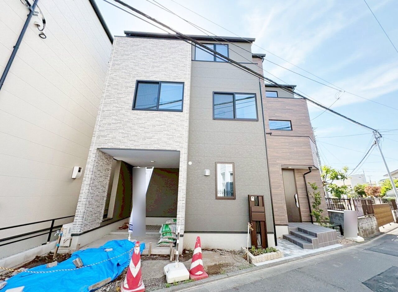 浦和駅利用可能な立地。居住性を一段と心地よいものにしています。(令和8年5月 撮影)