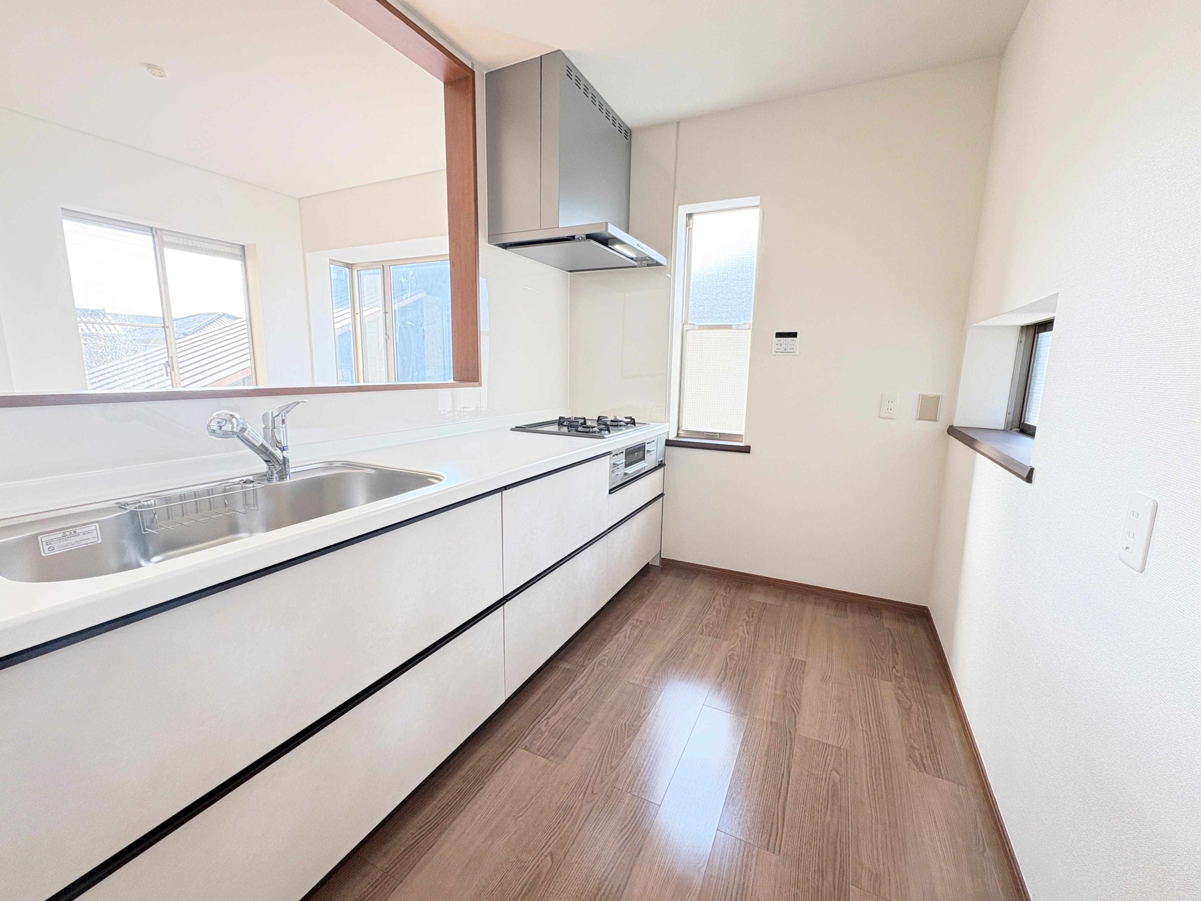 高い収納力を備えており、家事動線はいつもすっきりと片付きます。