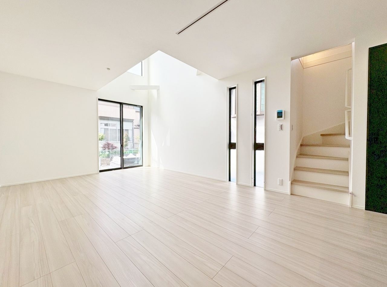 ここにはみんなが集い、食事と楽しい会話が始まる。