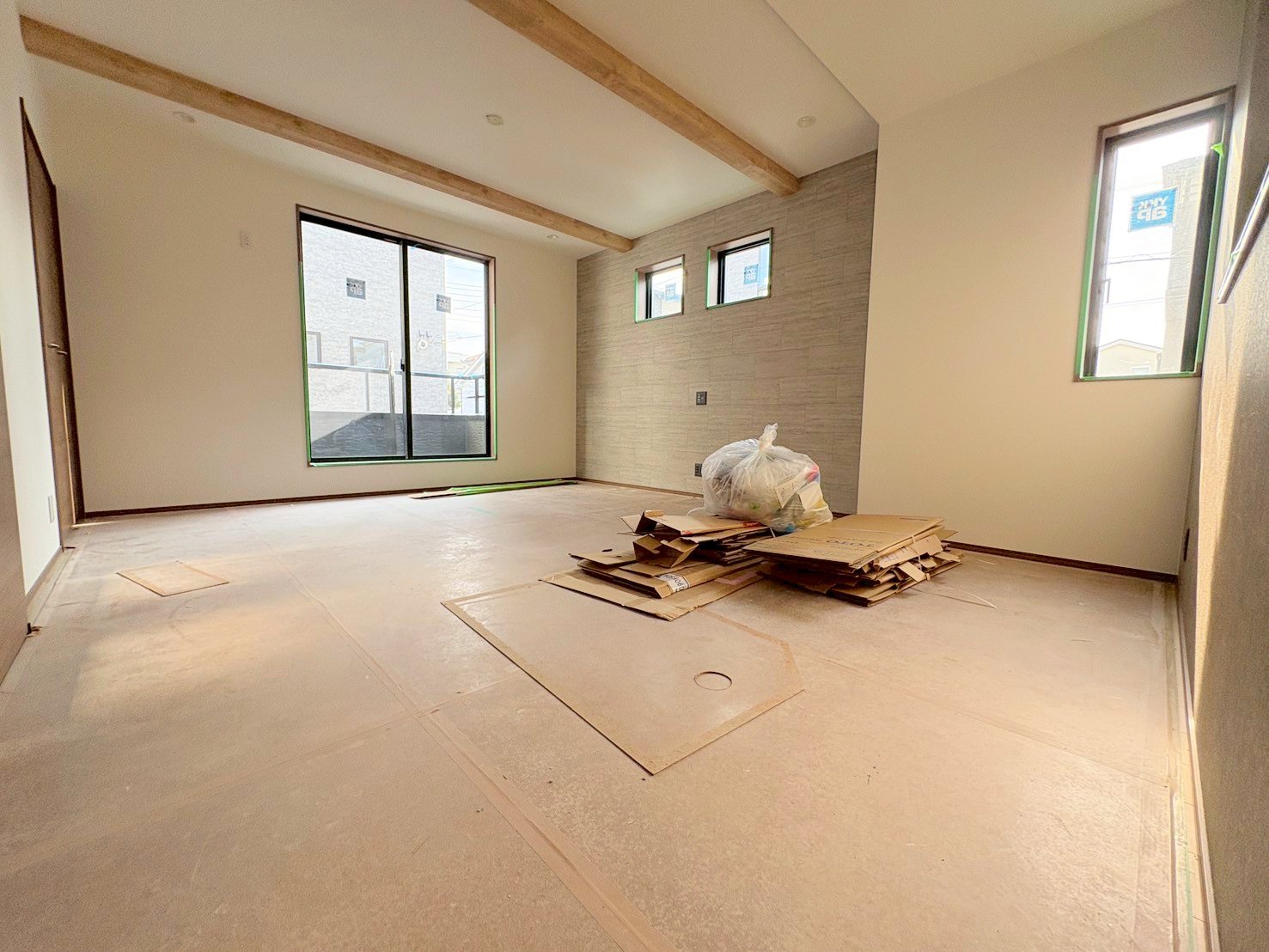 １７帖のLDKはバルコニーに面しており、明るく開放的な空間です。(令和8年2月 撮影)