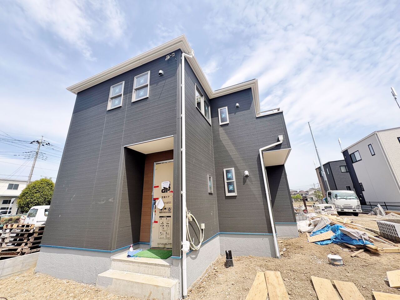 広々とした８帖の主寝室にはWICを備えています。(令和8年4月 撮影)