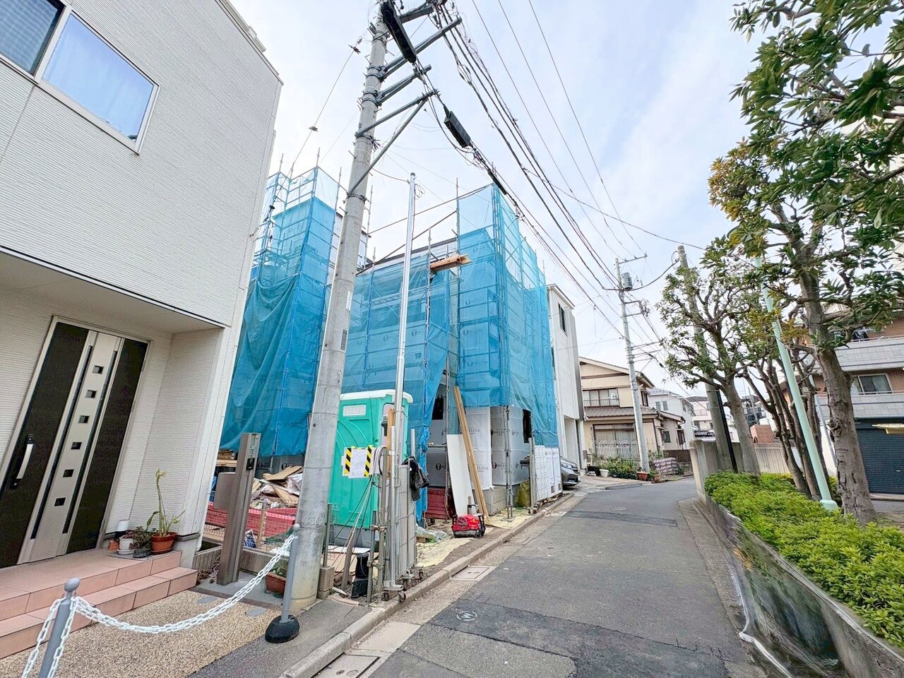 リビング横には続き間の洋室のある人気の間取りです。(令和8年3月 撮影)