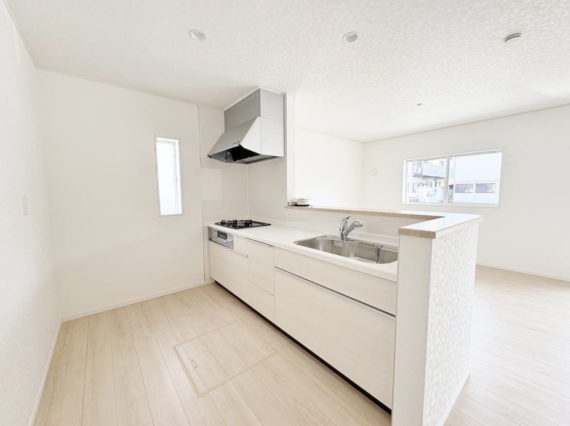 くつろぐ方とお料理をされる方の一体感を重視した設計。