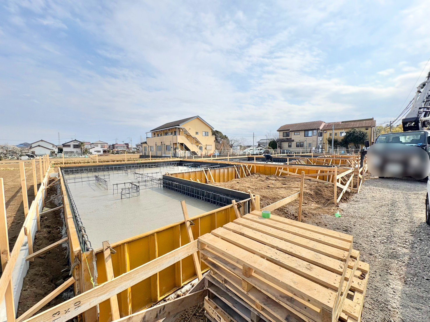 バルコニーに面した主寝室にはダブルクローゼットを配し、空間を有効に使えます。(令和8年2月 撮影)