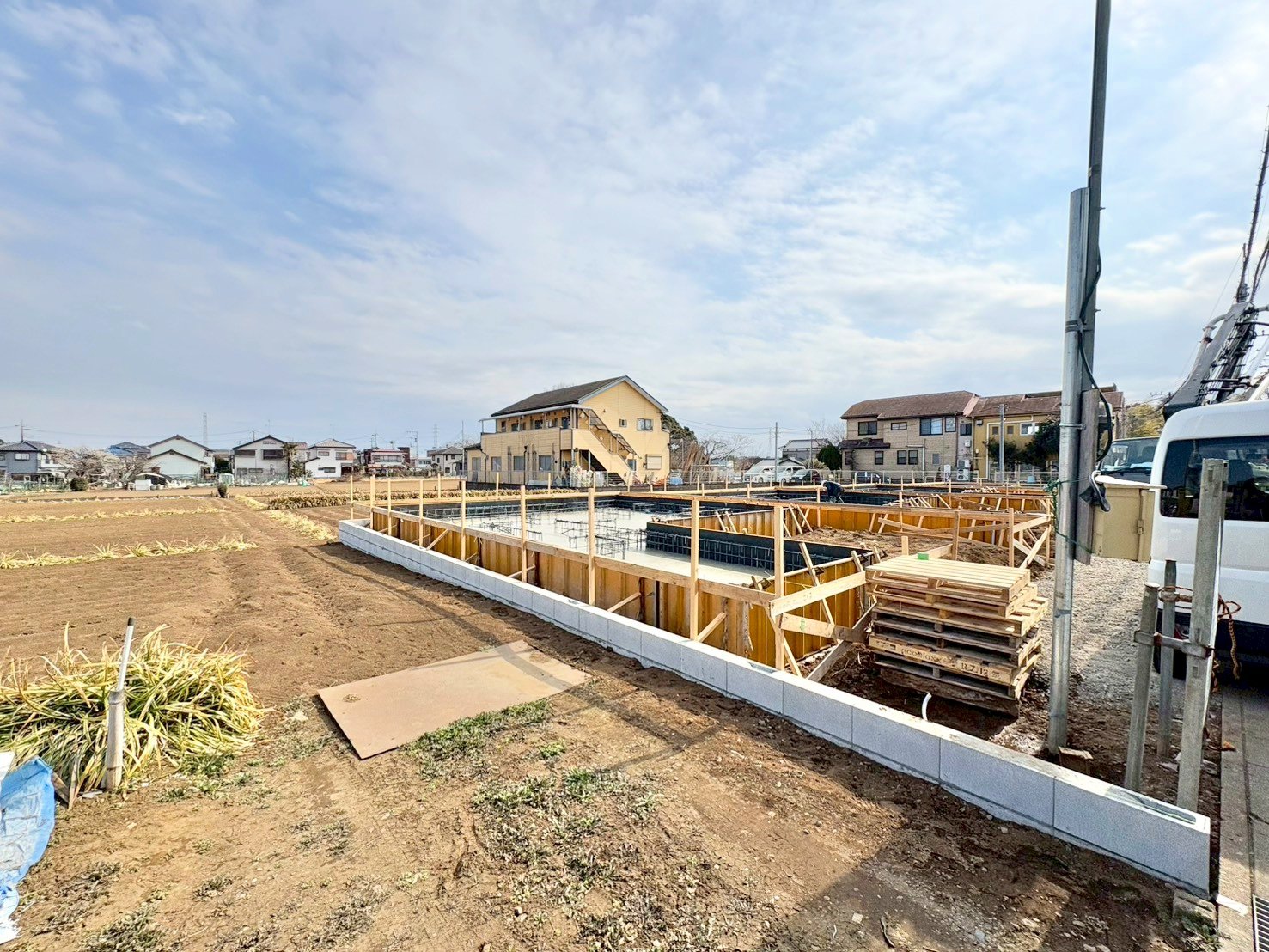 小学校まで徒歩9分でお子様の通学も安心です。(令和8年2月 撮影)