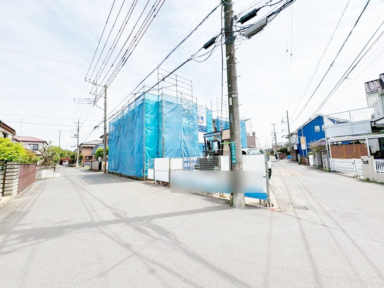 建物の居住性に拘った邸宅は「安らぎ」と「快適」を実現。(令和8年4月 撮影)