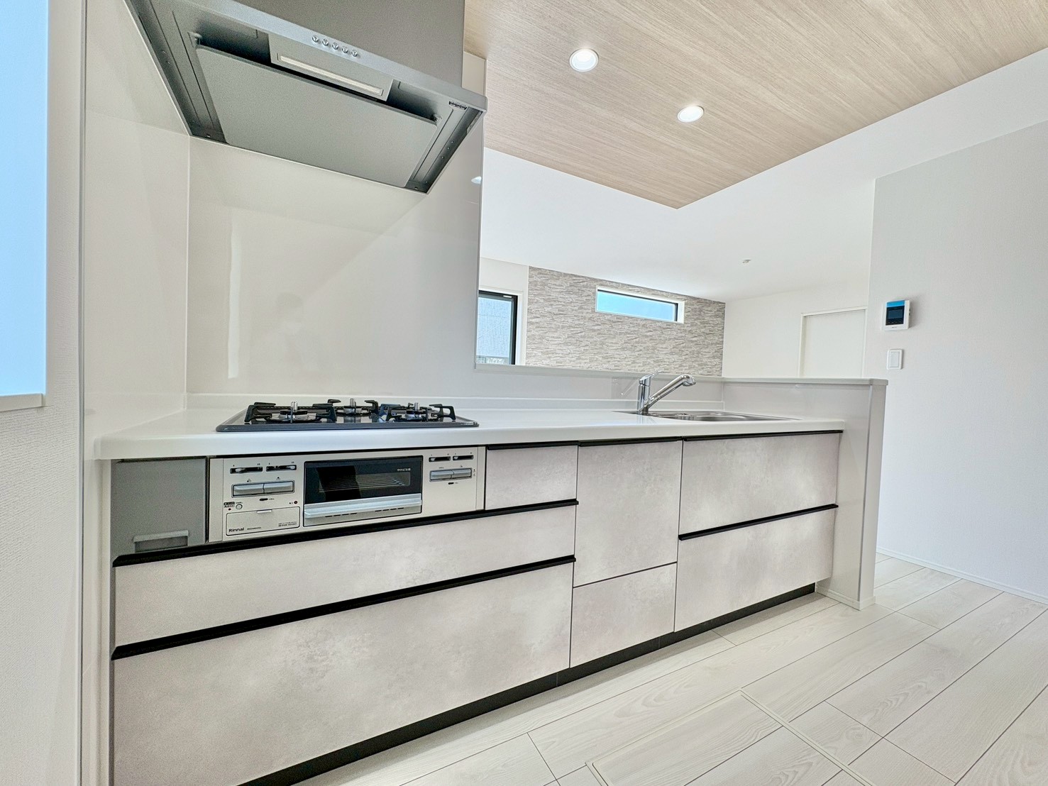 家族や友人と味わう料理。会話を楽しみながら作りたいですね。