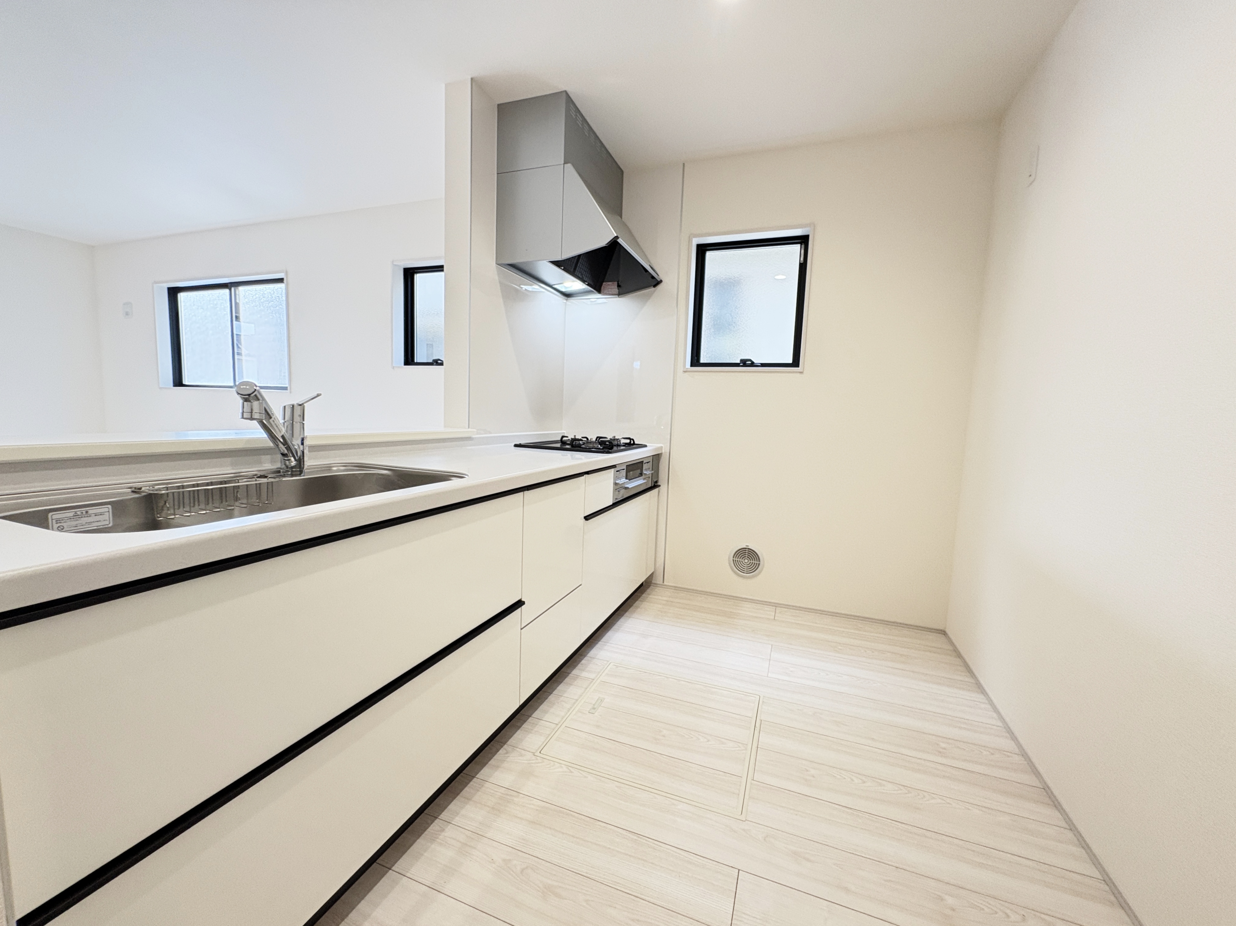 ホワイトを基調にした清潔感のあるデザイン。