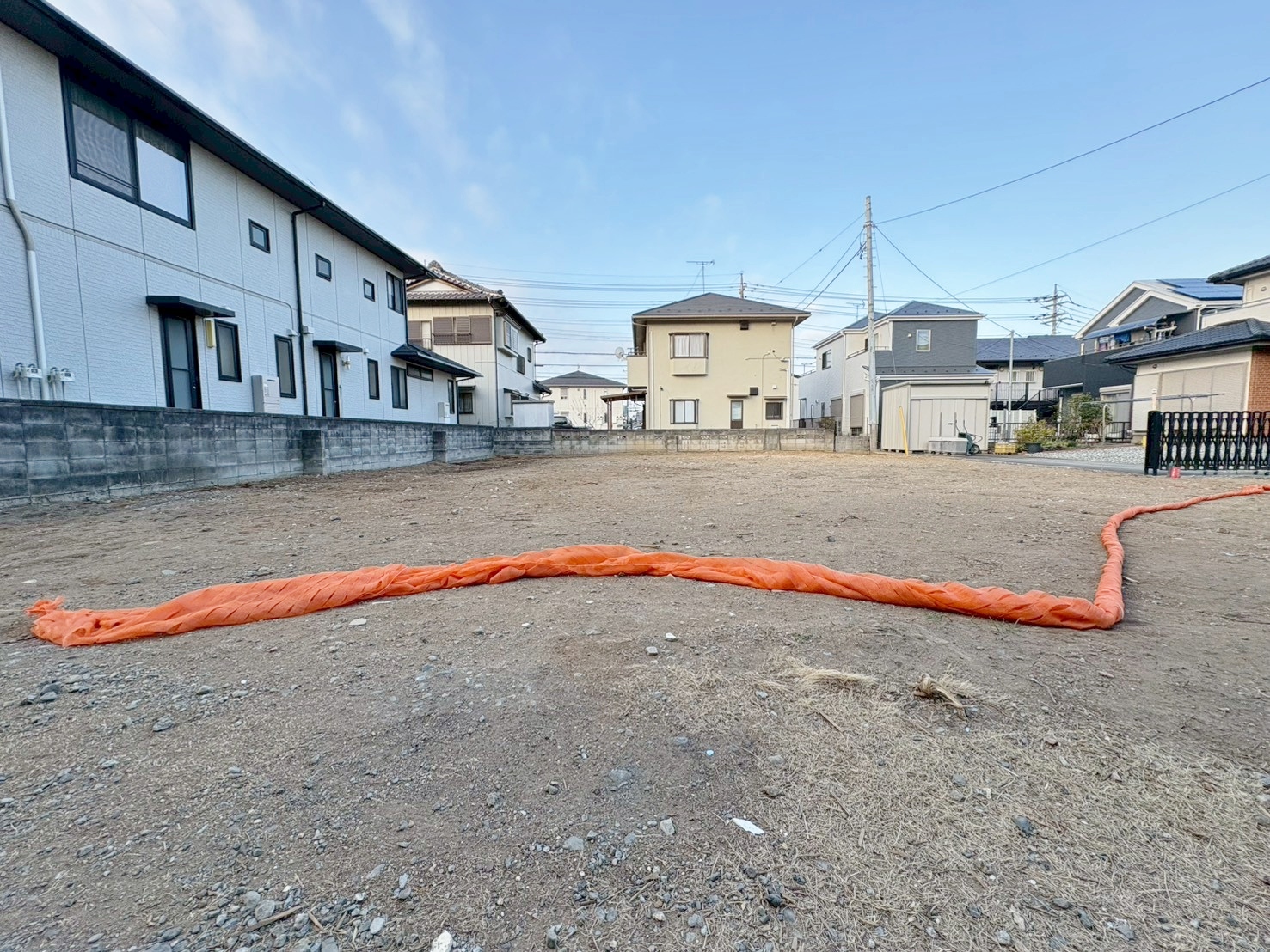 ゆとりあるLDK20.4帖。南東向きで明るい空間です。(令和8年2月 撮影)