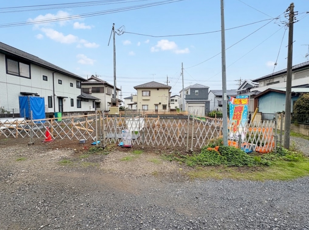 小・中学校まで徒歩10分以内でお子様の通学も安心です。(令和8年6月 撮影)