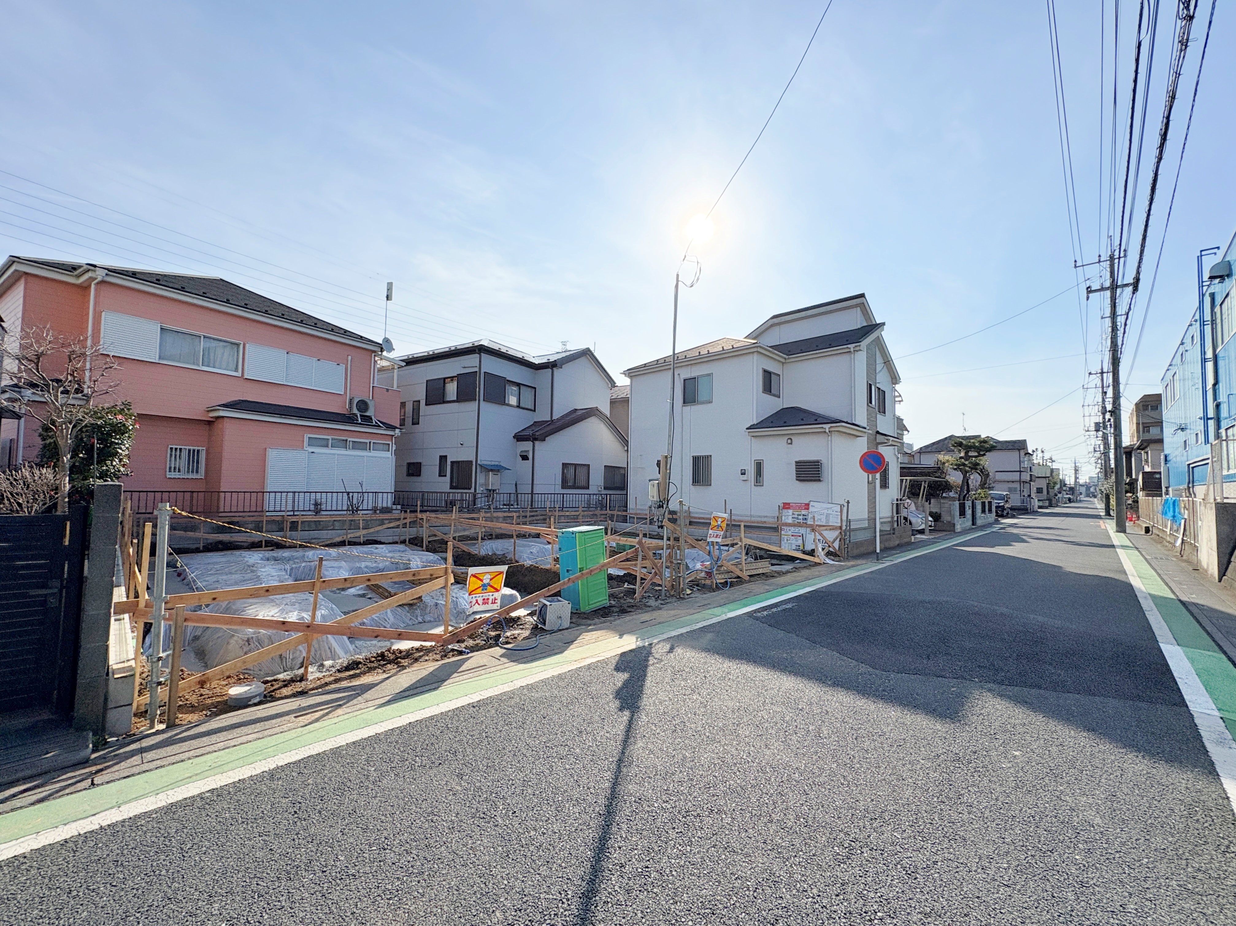 自然と家族のコミュニケーションが生まれるリビングイン階段を採用。(令和8年3月 撮影)