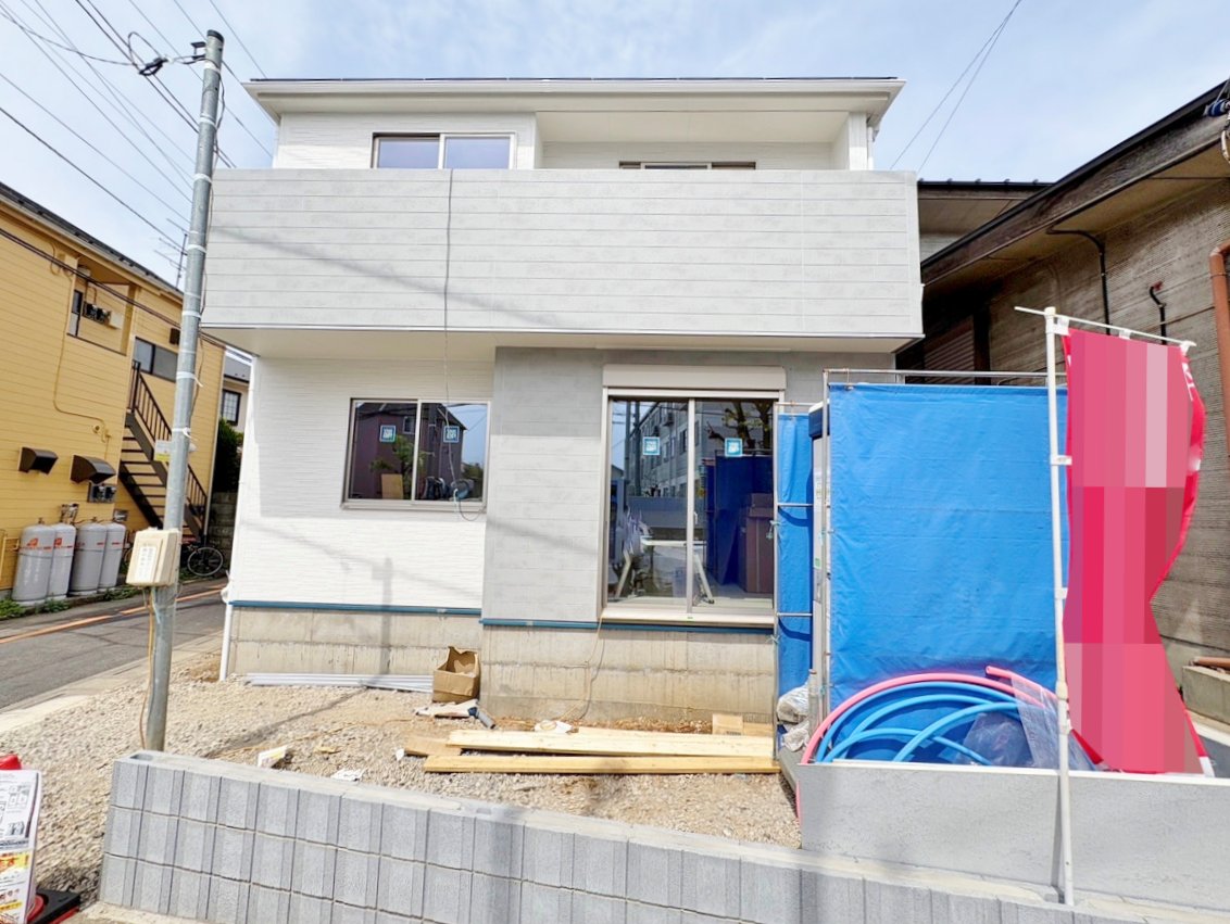 自然と家族のコミュニケーションが生まれるリビングイン階段を採用。(令和8年4月 撮影)