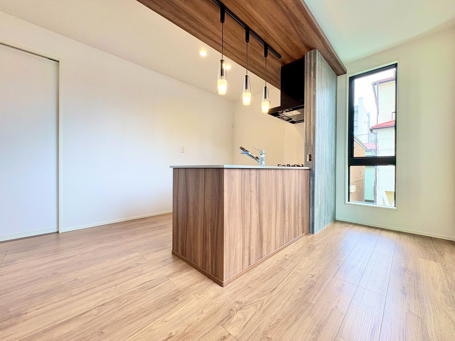 毎日使う場所だからこそ、家の中心になるキッチンはとても大切な空間です。