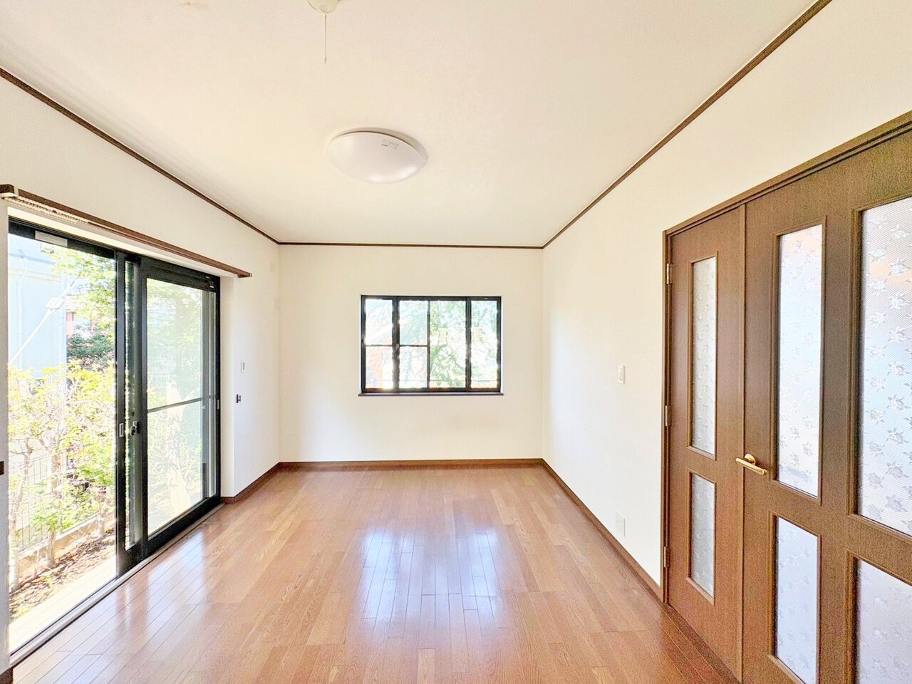 ゲストルームとしても活躍する続き間洋室です。