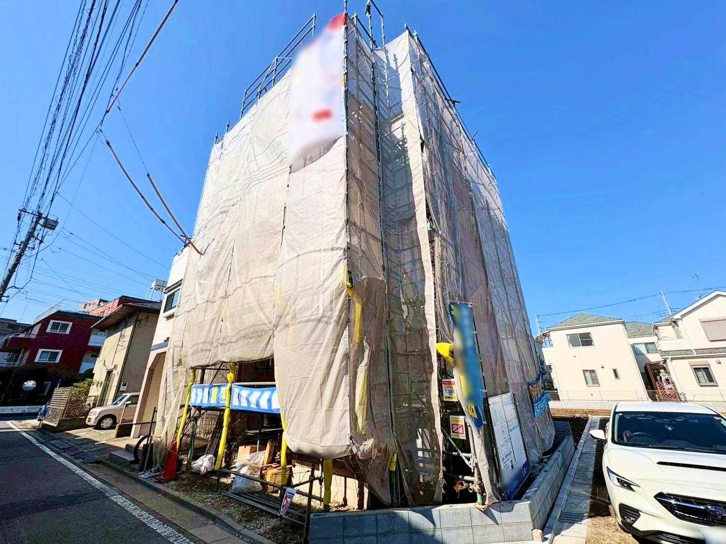 ２階に設けたＬＤＫは空間を明るく照らすことのできるバルコニーに面した間取り。(令和8年3月 撮影)