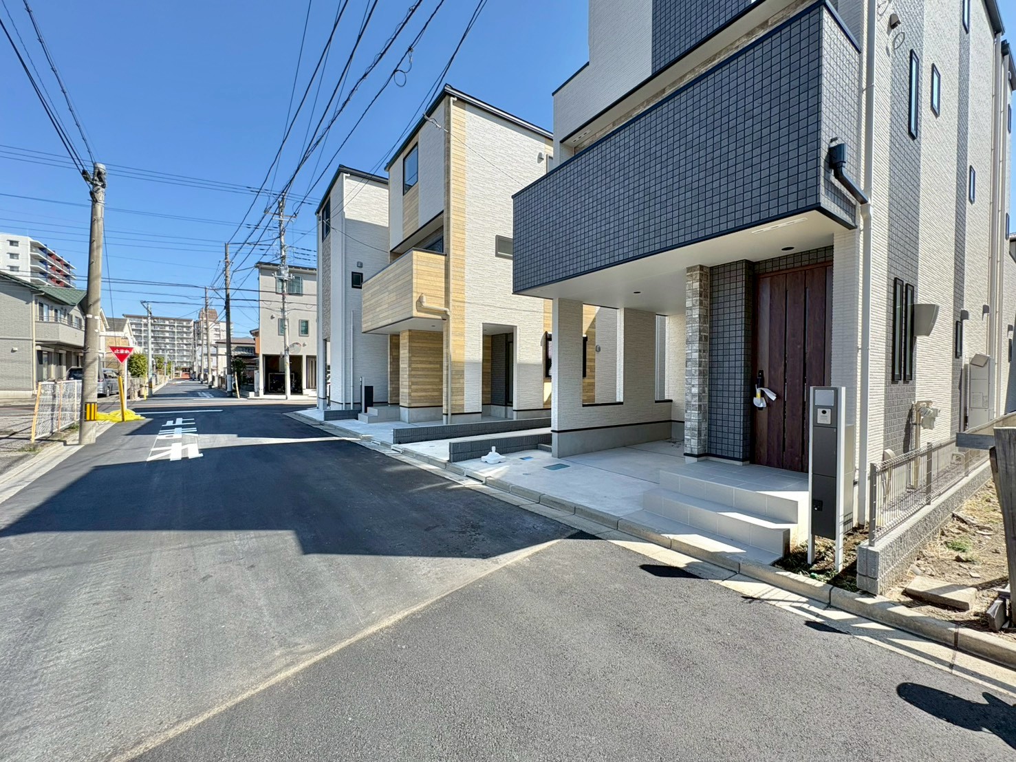 独創性豊かな趣と重厚感・気高さを兼ね備えたお住まい。