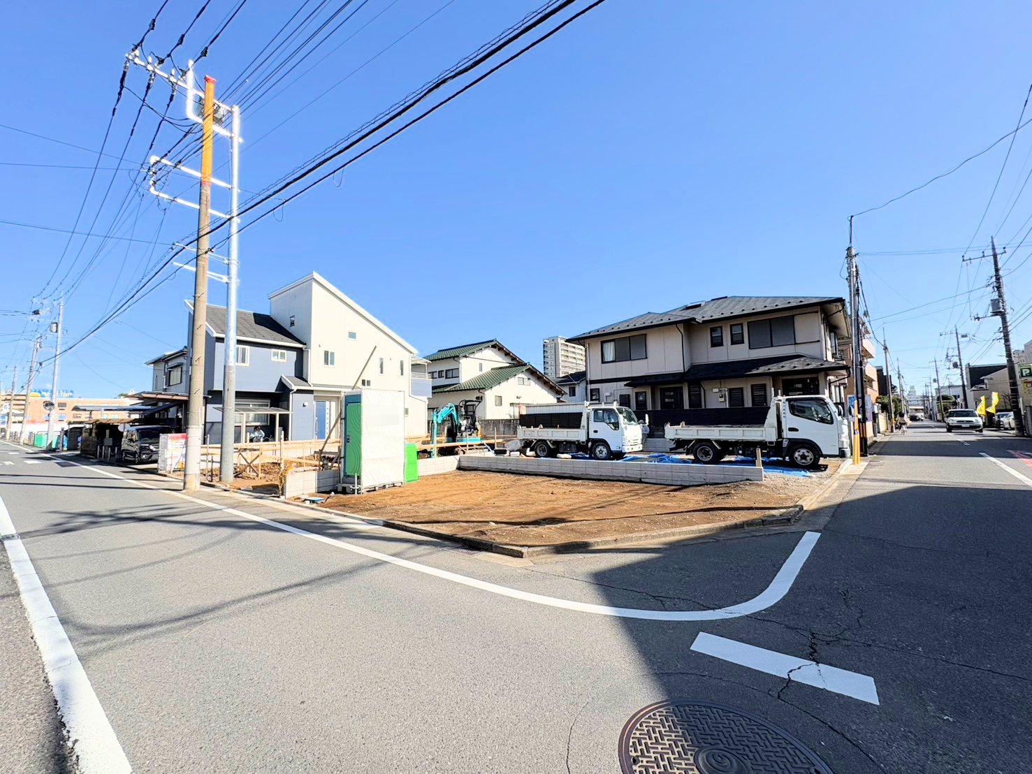 居室としても利用できる約８帖のサービスルームはＷＩＣ付き。(令和8年3月 撮影)