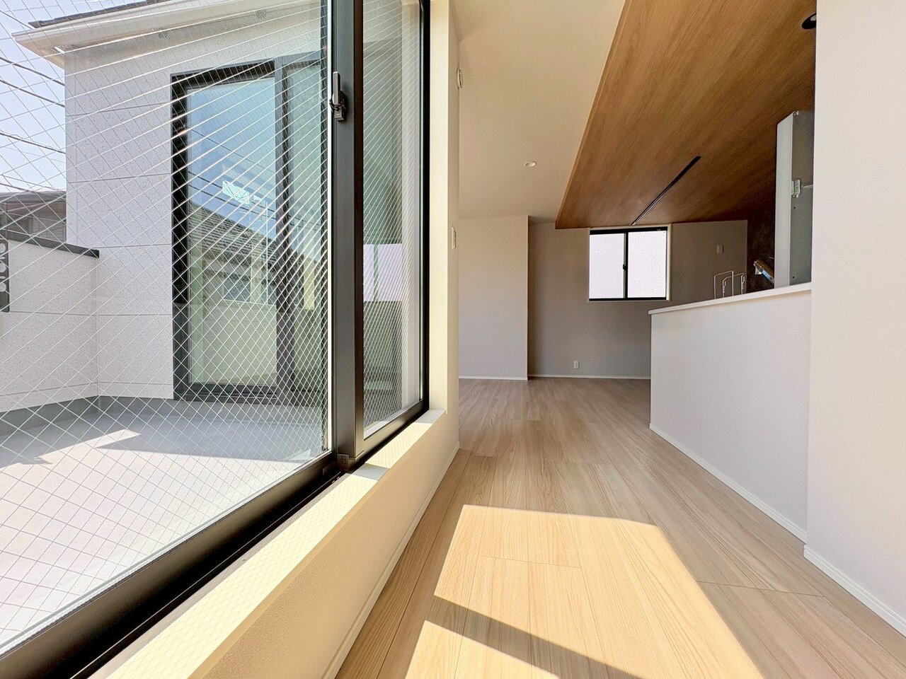 ご家族が自然と集まる空間を設計から実現しました。