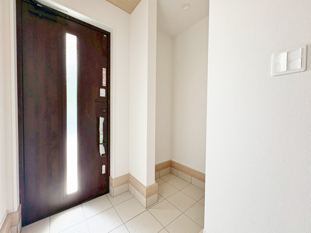 土間収納付きですので、室内に持ち込みたくないものをすっきりしまえます。