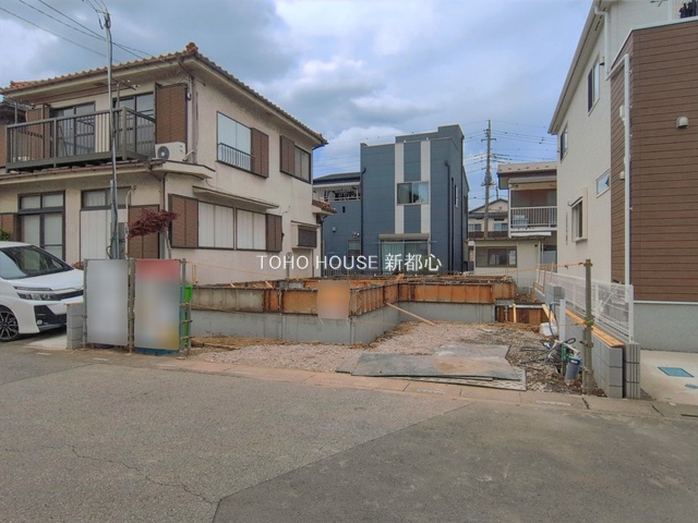 越谷市東大沢３丁目
