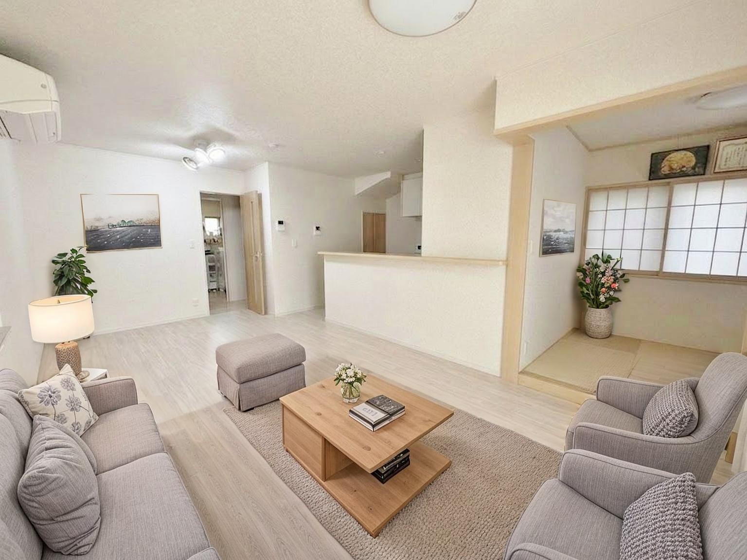 過ごす時間にゆとりを与えてくれるわが家自慢の場所。※現況物件写真にCG画像処理済み