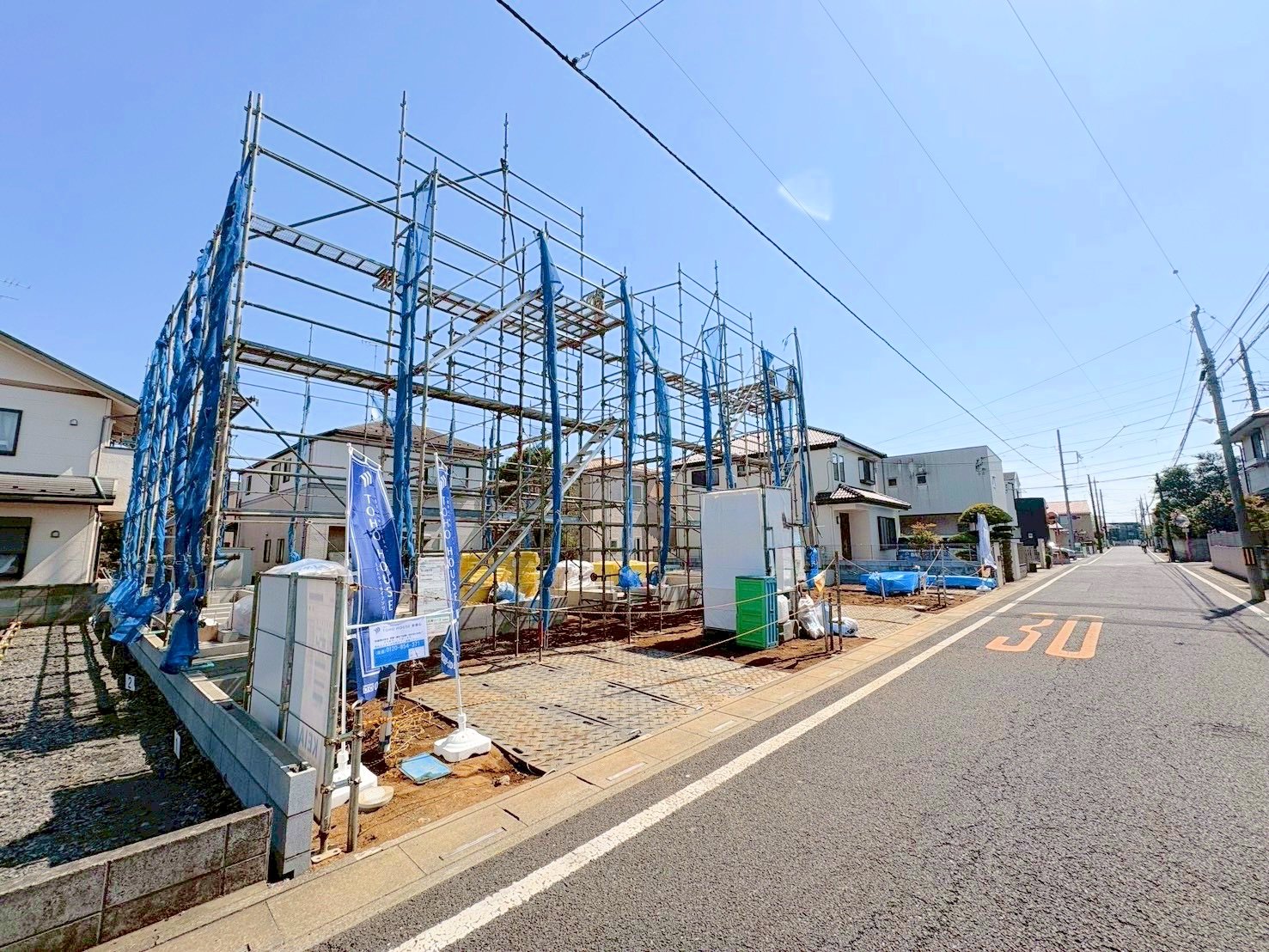 １８帖超のLDKはどこにいても空間全体を見渡せるおしゃれな空間です。(令和8年3月 撮影)