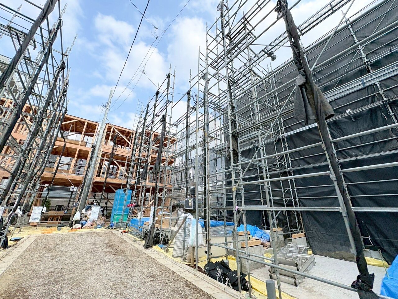 ２階リビングのレイアウトは空間を開放的に見せてくれます。(令和8年3月 撮影)