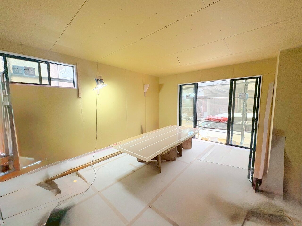 ワンフロアに水回りを集約した家事効率の良い間取り。(令和8年4月 撮影)