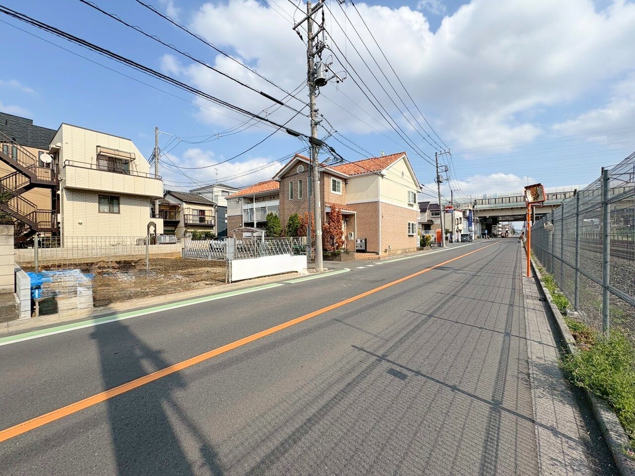 全居室2面採光で陽当たり・通風良好です。(令和8年3月 撮影)