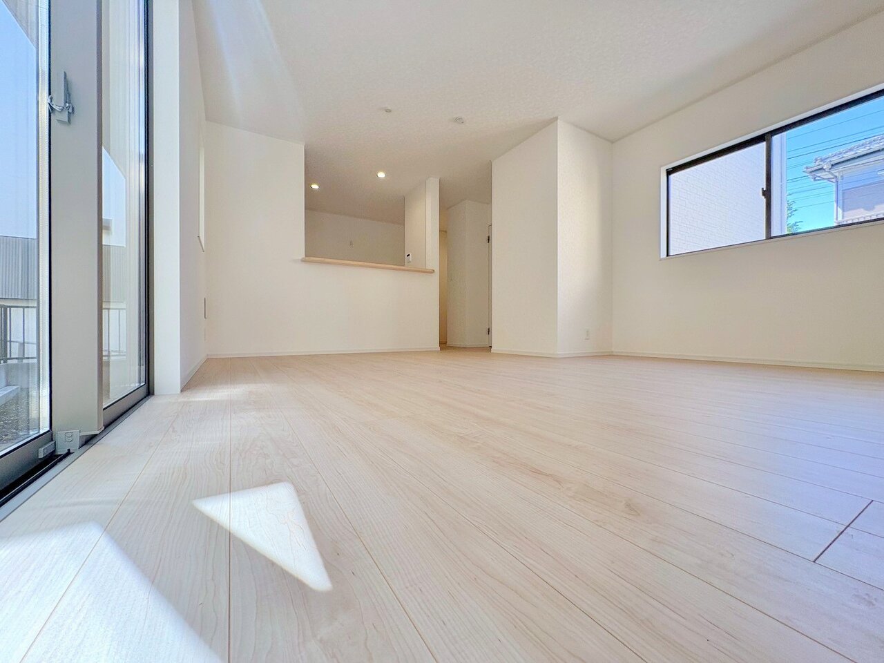 １７帖のLDKはリビング全体を見渡せるよう対面式キッチンを採用しました。