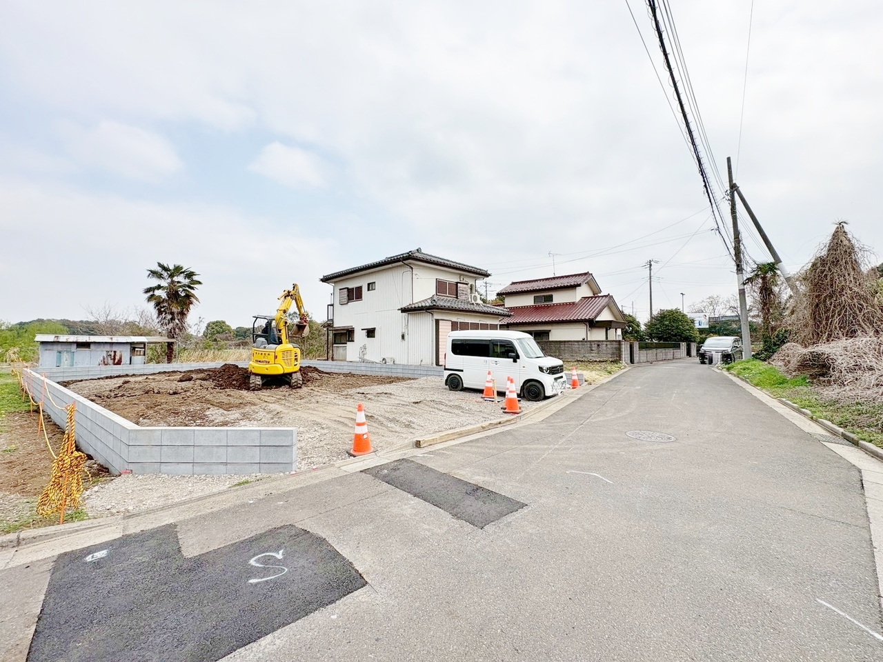 リビングと続き間和室がある間取りです。(令和8年3月 撮影)