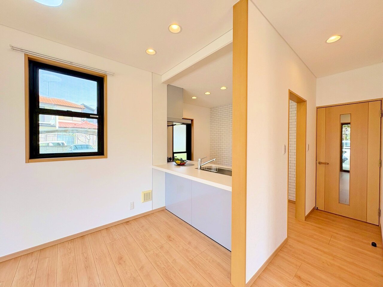 使い易いシステムキッチンで作られる料理で今日も食卓は笑顔いっぱい。