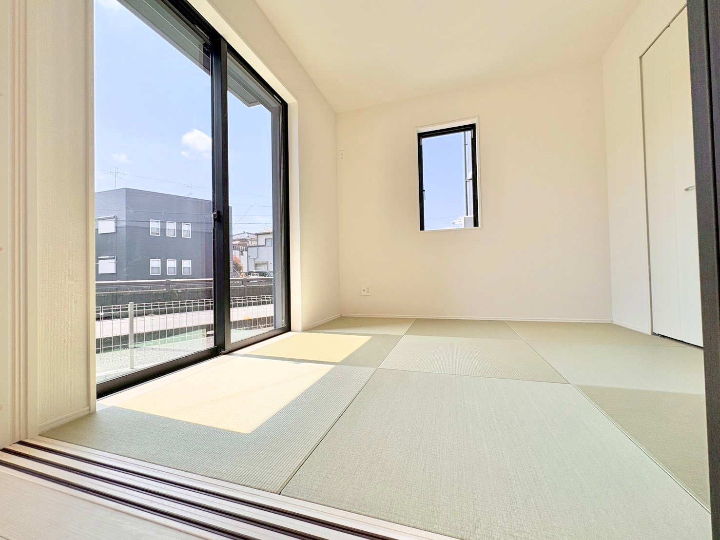 心身を静かに満たす落ち着いた趣きの和室。