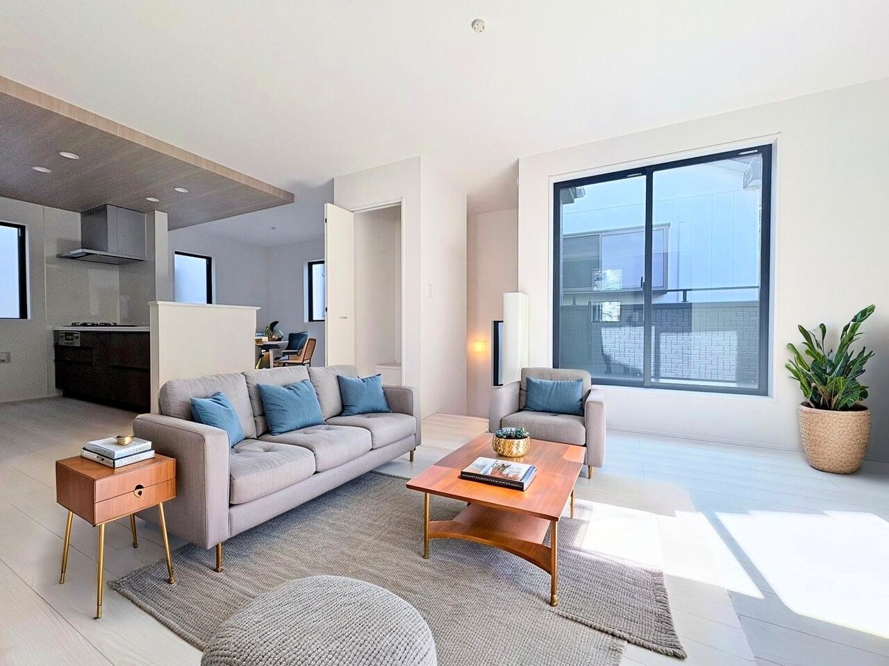 越谷市蒲生 東町