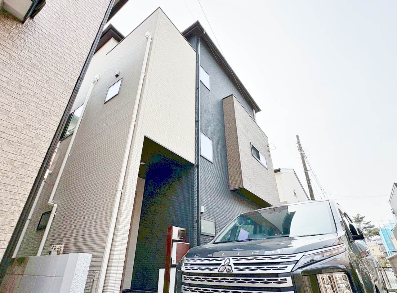 自然と家族のコミュニケーションが生まれるリビングイン階段を採用。