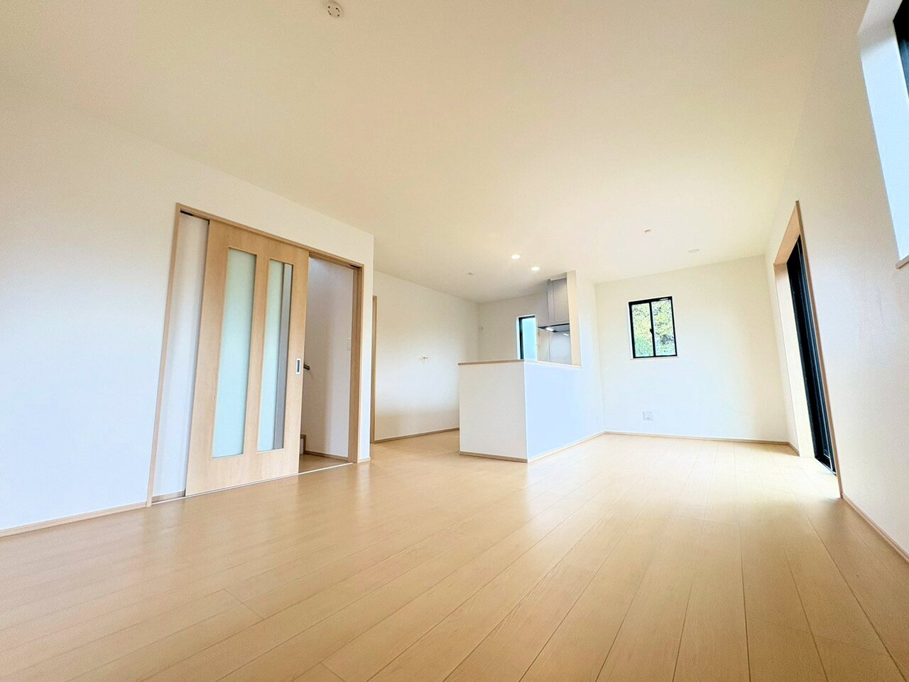 住む人の暮らしを心地よく彩り、愛着の深まる空間へ。