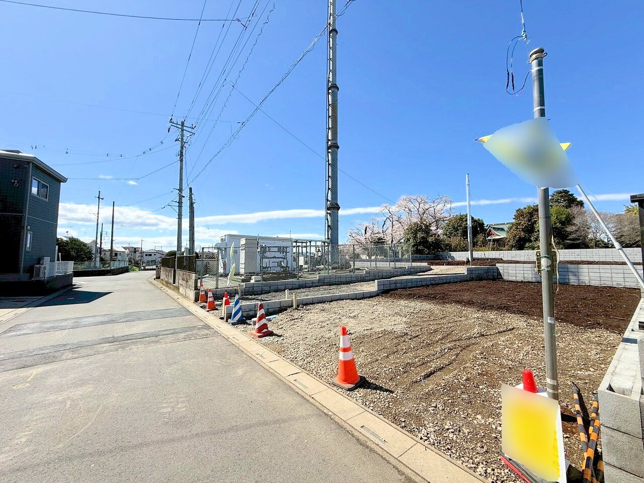 ちょっとした雨なら防げる広々としたインナーバルコニーを採用しました。(令和8年4月 撮影)