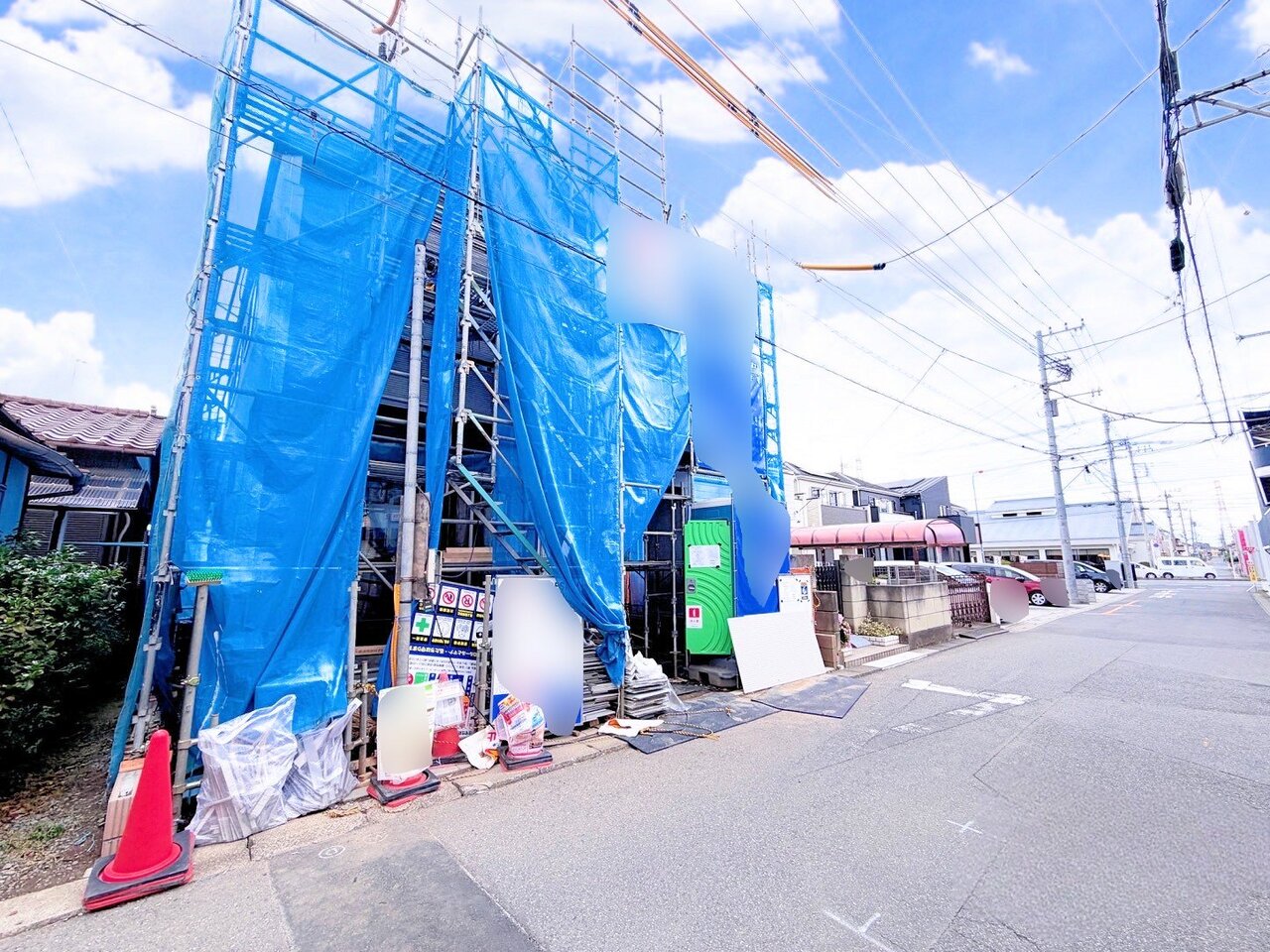 建物の居住性に拘った邸宅は「安らぎ」と「快適」を実現。(令和8年5月 撮影)