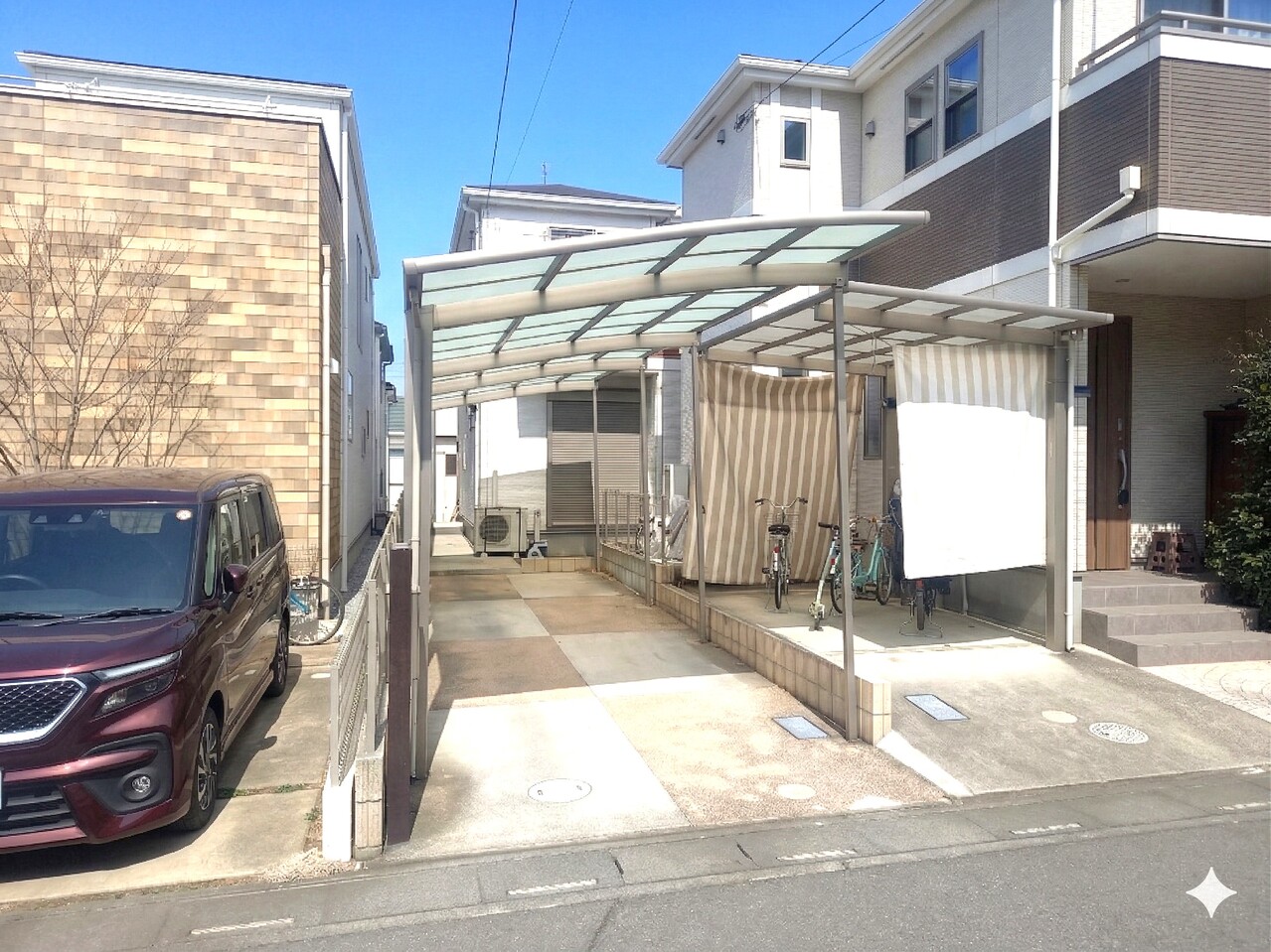 浦和美園駅まで約12分の立地。