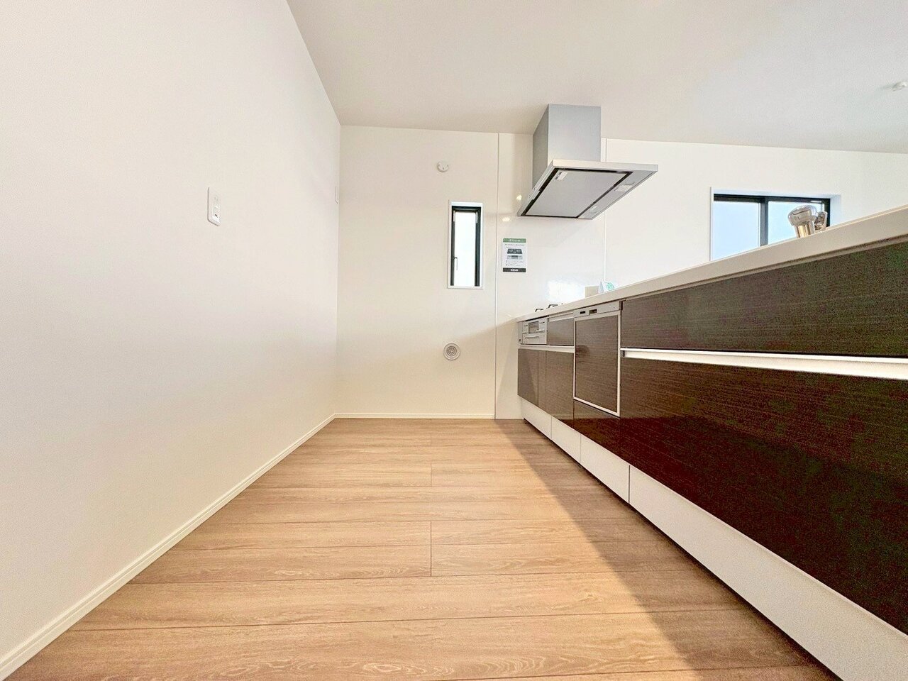 食洗機付きのシステムキッチンは使いやすくお手入れもラクラク。