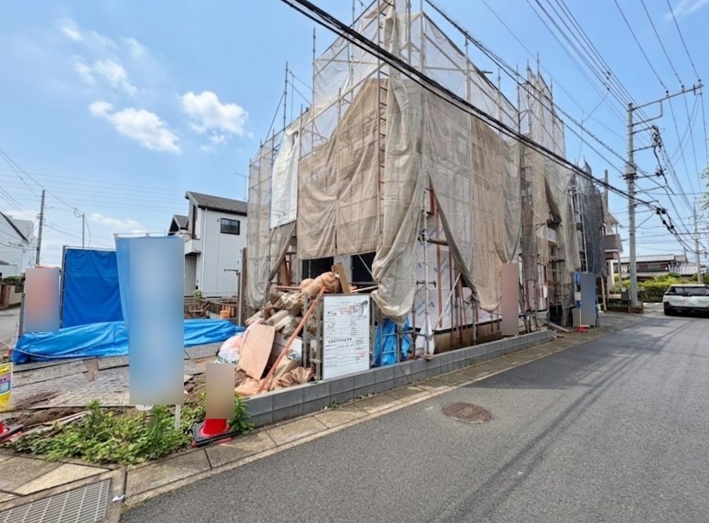 建物の居住性に拘った邸宅は「安らぎ」と「快適」を実現。(令和8年6月 撮影)
