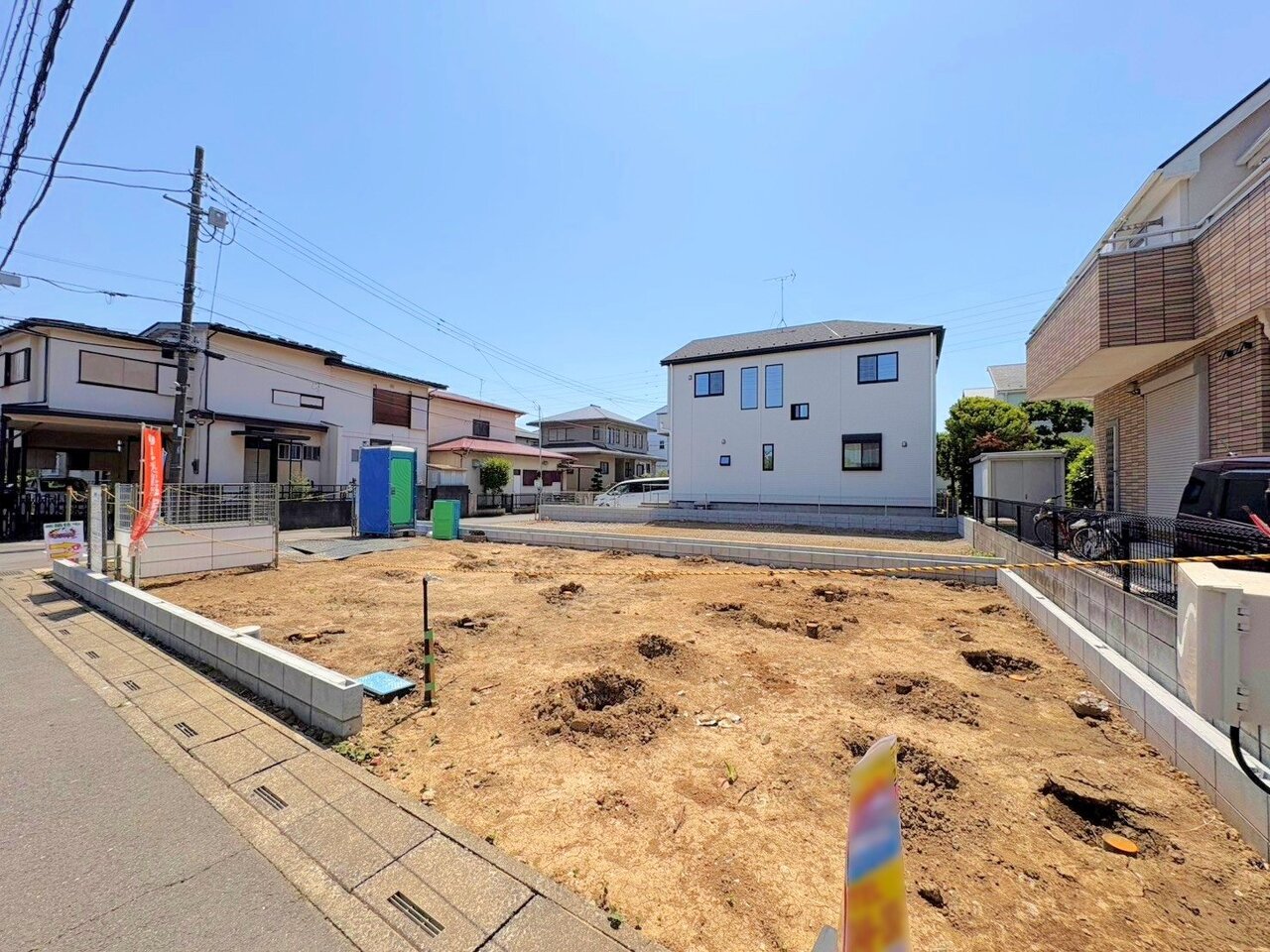 大宮別所小学校まで500m。通学も安心な立地。(令和8年5月 撮影)