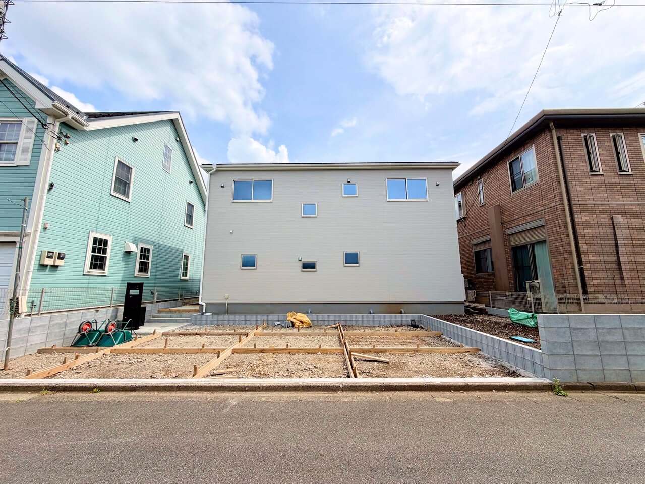 生活の流れを考え、身支度も家事動線も効率の良いお住まい。(令和8年8月撮影)