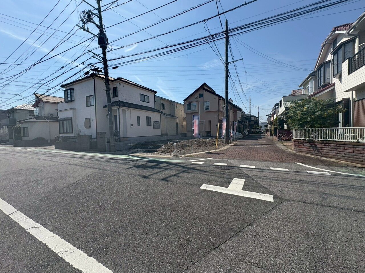 生活の流れを考え、身支度も家事動線も効率の良いお住まい。(令和8年4月 撮影)