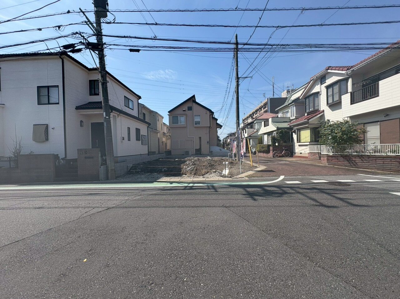 主寝室は11.9帖のゆとりある空間設計です。間仕切り対応も可能です。(令和8年4月 撮影)