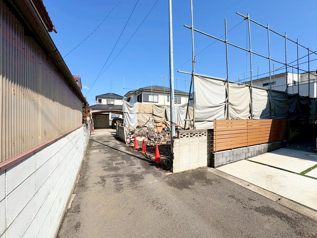 脱衣所内に二つの扉を設け、回遊動線を作ったお住まいです。(令和8年4月 撮影)